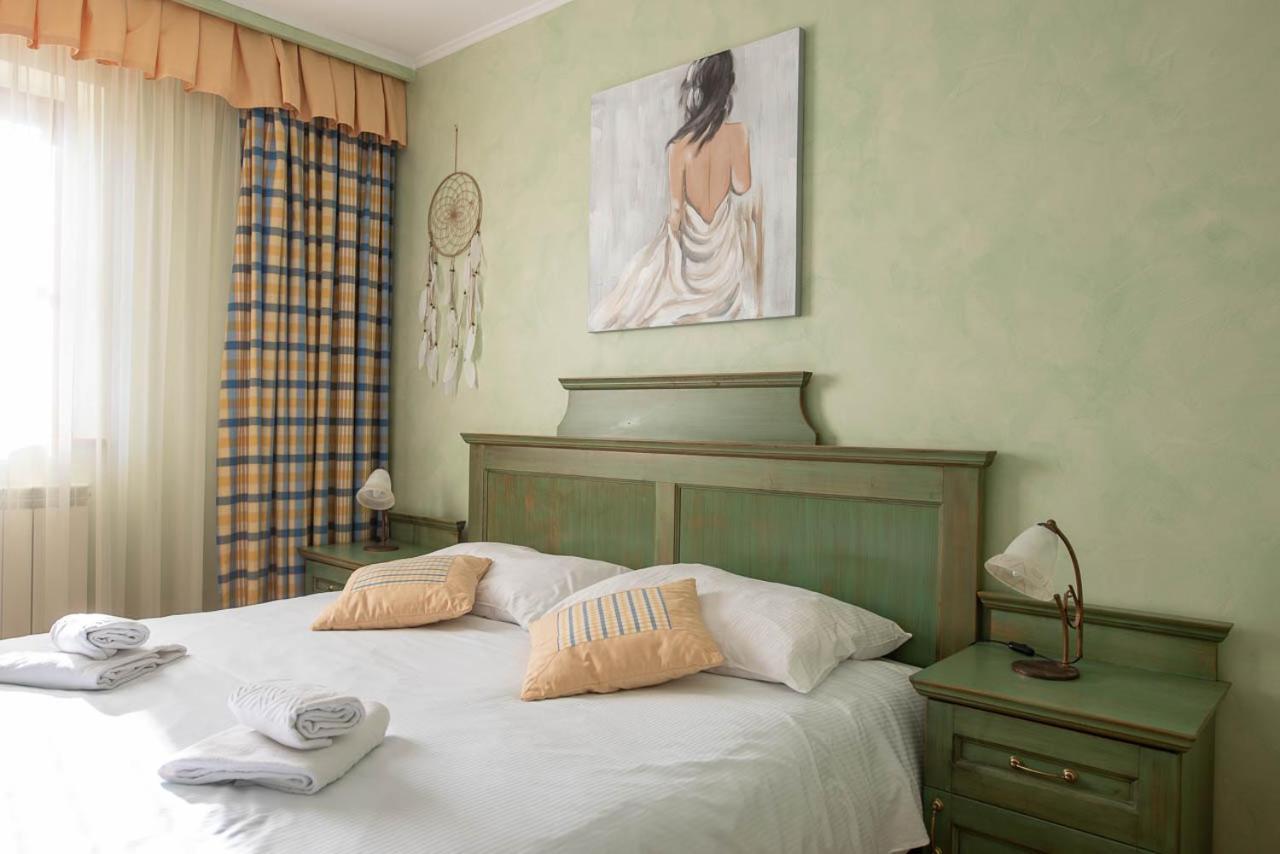Domacija Pri Damjanu Hotel Kozina Bagian luar foto