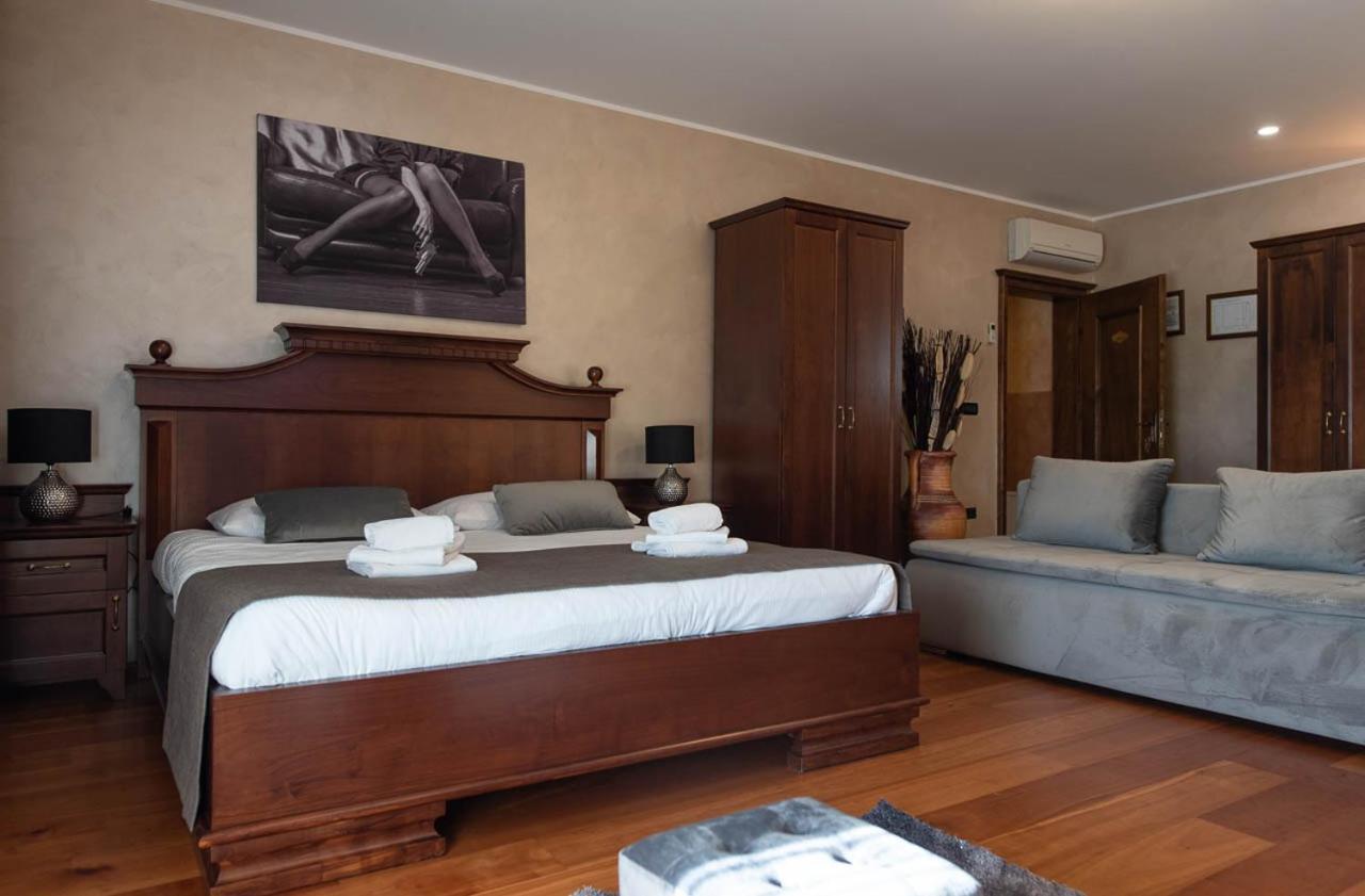 Domacija Pri Damjanu Hotel Kozina Bagian luar foto
